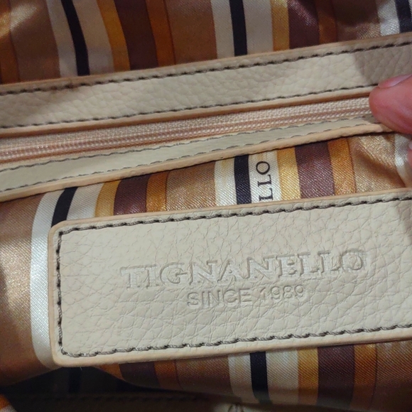 Tignanello Genuine Pebble Leather Shoulder Bag NWOT - Picture 9 of 16